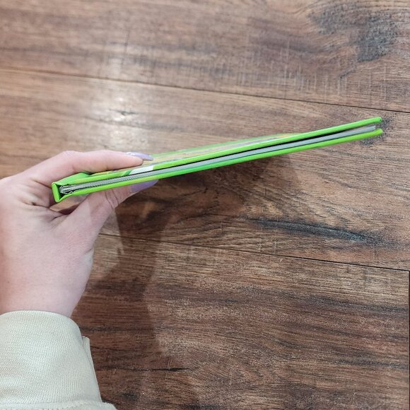 Leap Frog Tag Madagascar Escape 2 Africa Illustrated Fiction Hardcover Book - Picture 9 of 13